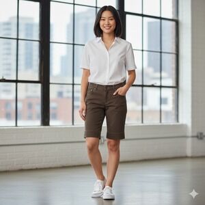 Eddie Bauer Vashon Fit Brown Cargo‎ Shorts Knee Length Cotton Blend - Size 8